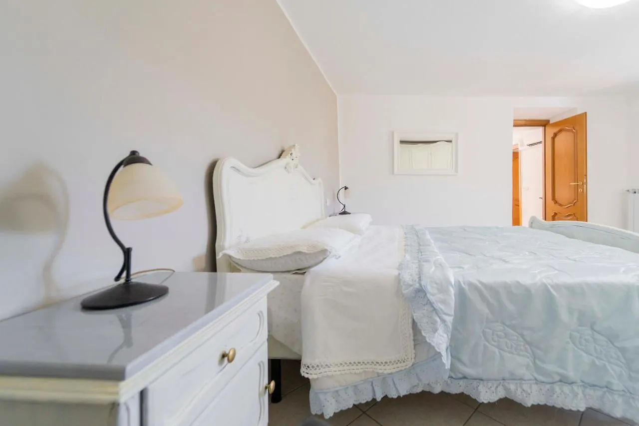 Casa Vacanza Il Portico 莫内利亚